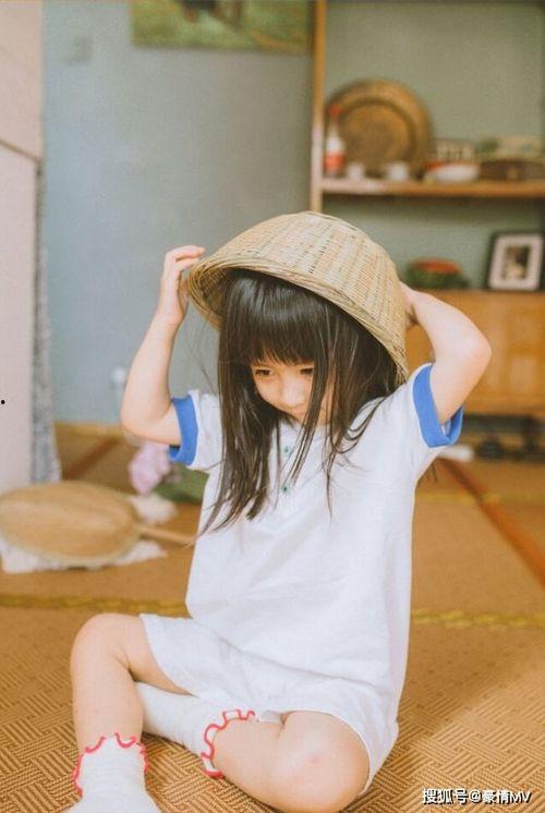 小女孩最新皮膚爆料圖,揭秘小女孩最新皮膚驚艷亮相