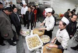 鎮(zhèn)江餐飲爆料事件最新,揭露行業(yè)潛規(guī)則，消費(fèi)者權(quán)益再引關(guān)注